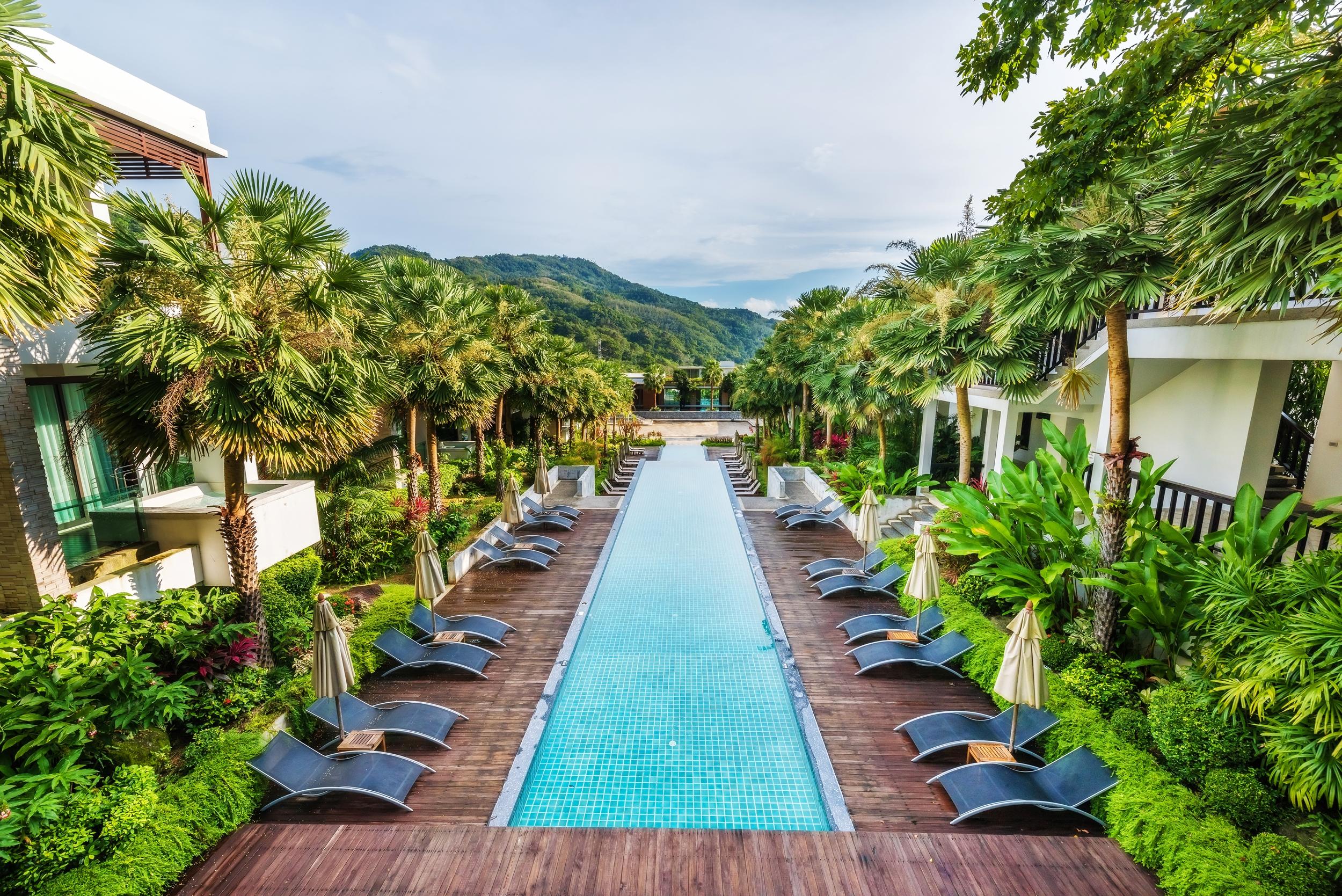 Wyndham Sea Pearl Resort, Phuket Patong المظهر الخارجي الصورة The swimming pool at the resort