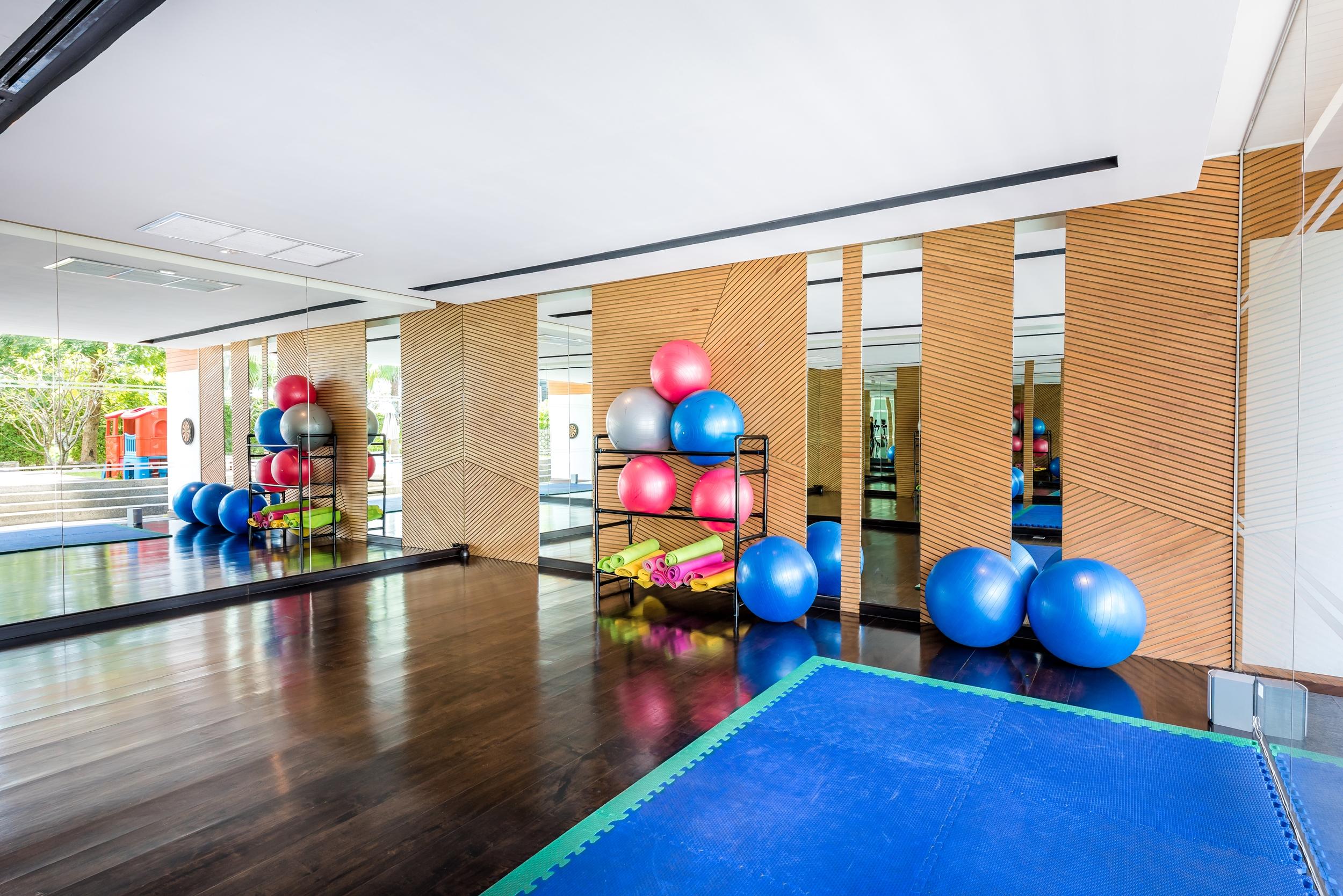 Wyndham Sea Pearl Resort, Phuket Patong المظهر الخارجي الصورة The Fitness Centre