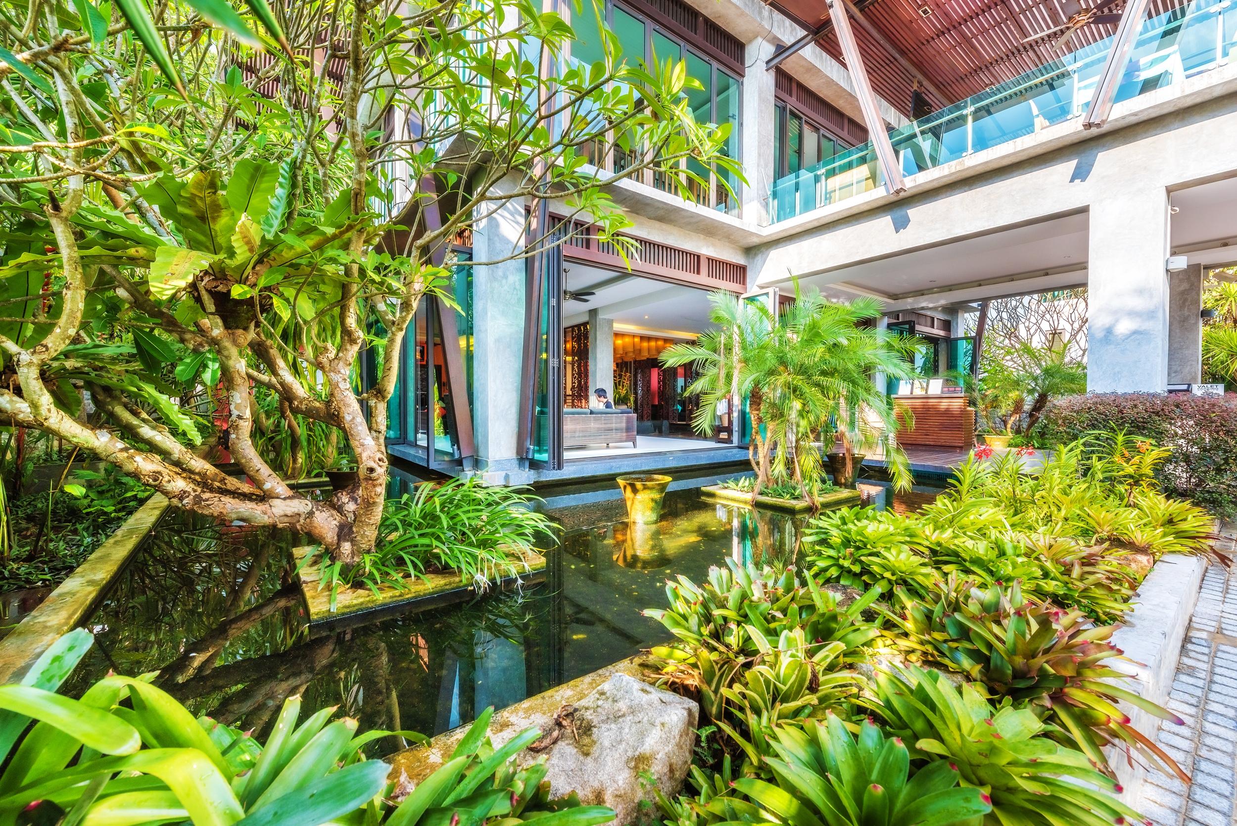 Wyndham Sea Pearl Resort, Phuket Patong المظهر الخارجي الصورة The interior of the hotel