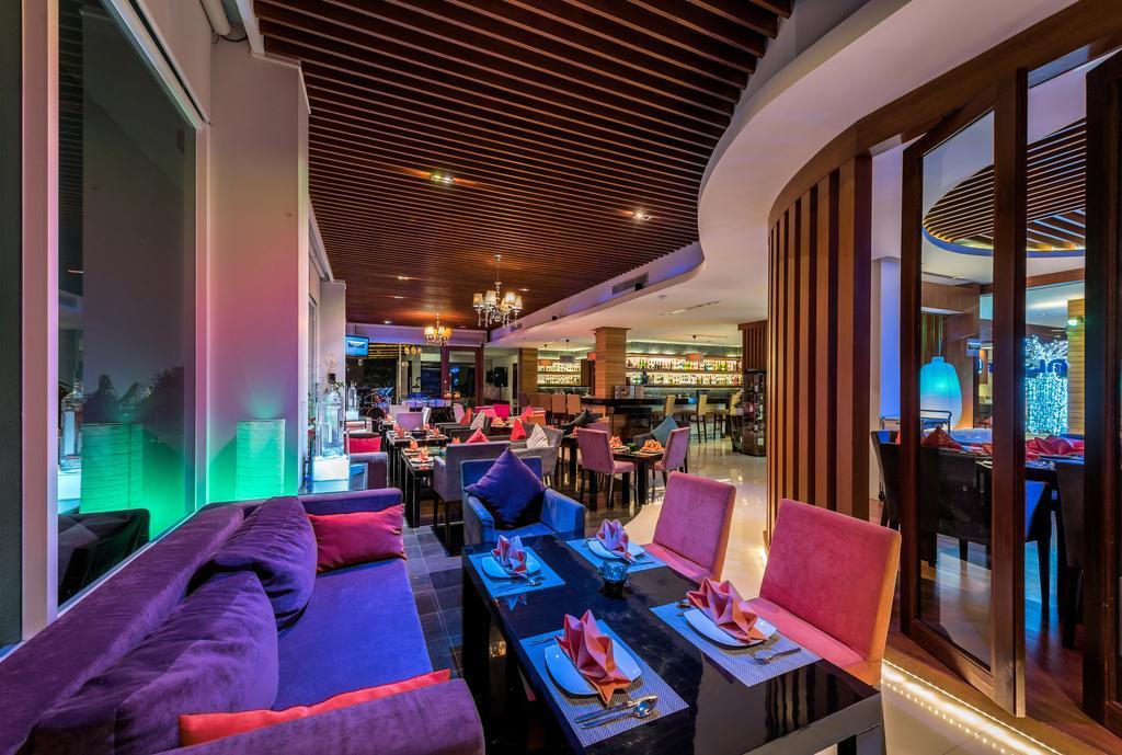 Wyndham Sea Pearl Resort, Phuket Patong المظهر الخارجي الصورة The restaurant