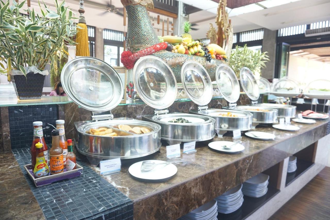 Wyndham Sea Pearl Resort, Phuket Patong المظهر الخارجي الصورة A buffet at a hotel