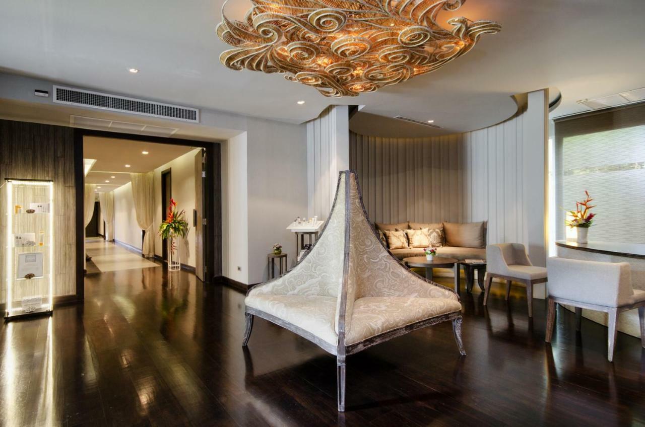 Wyndham Sea Pearl Resort, Phuket Patong المظهر الخارجي الصورة The lobby of the hotel