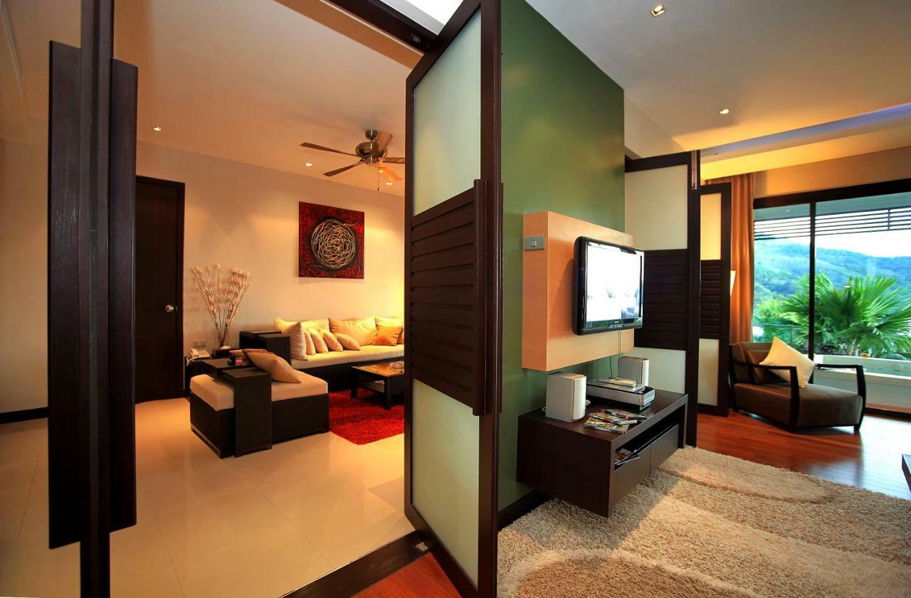 Wyndham Sea Pearl Resort, Phuket Patong المظهر الخارجي الصورة Interior of a suite at the resort