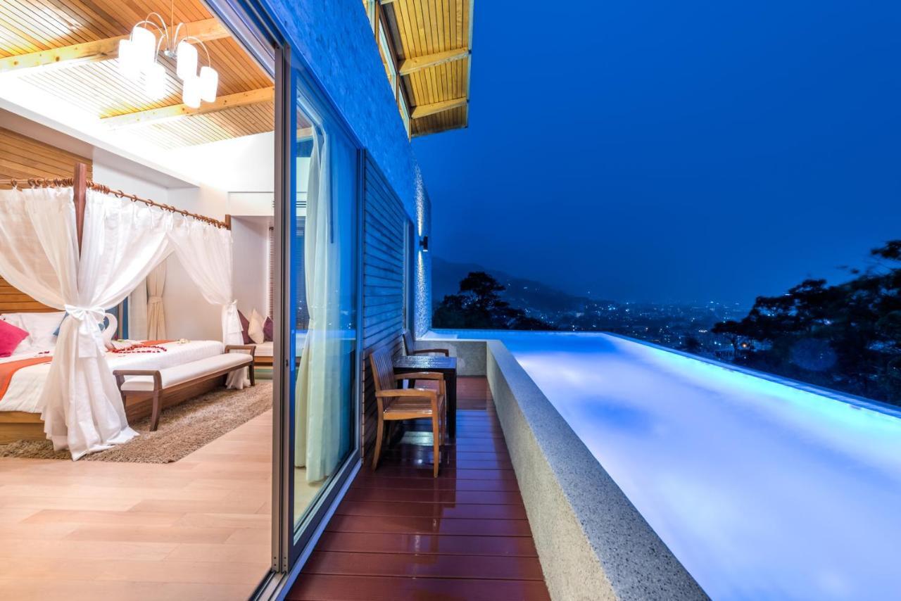 Wyndham Sea Pearl Resort, Phuket Patong المظهر الخارجي الصورة The view from the hotel